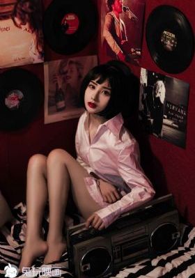 漂亮的女邻居4_1080手机在线观看