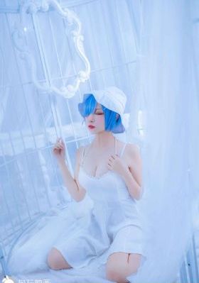 91嫩草影视_720在线观看